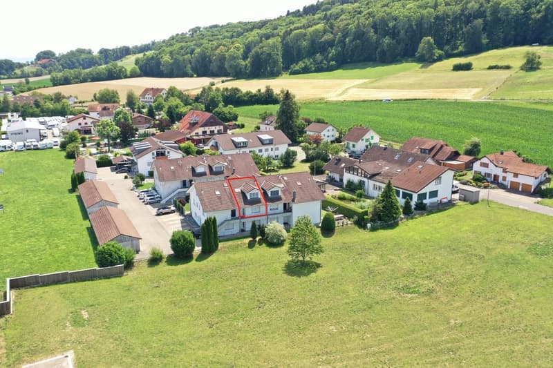 Beautiful maisonette apartment in a quiet sunny location in Waltenschwil (2)