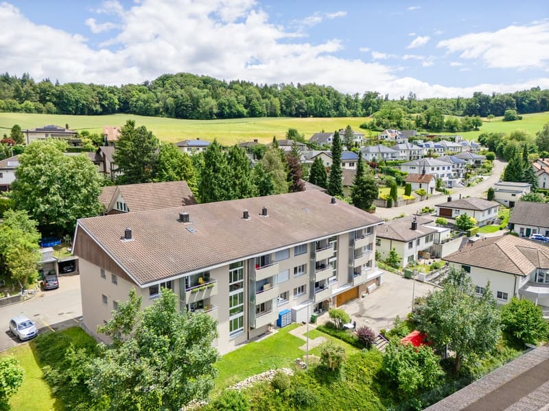 Top gepflegte Wohnung an äusserst schöner Wohnlage (1)