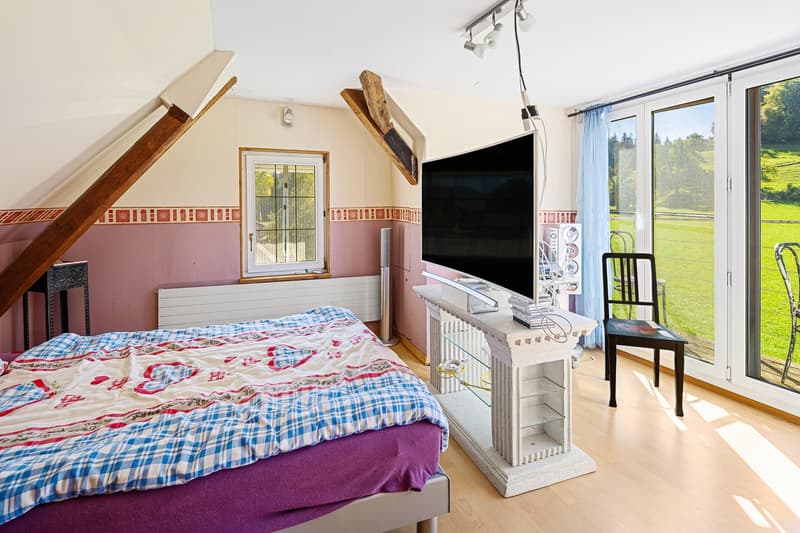 Charmantes Einfamilienhaus an idyllischer und unverbaubarer Aussichtsage (13)