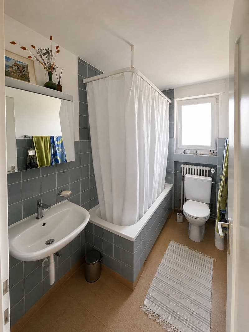 Charmante 4-Zimmer-Altbauwohnung (2)