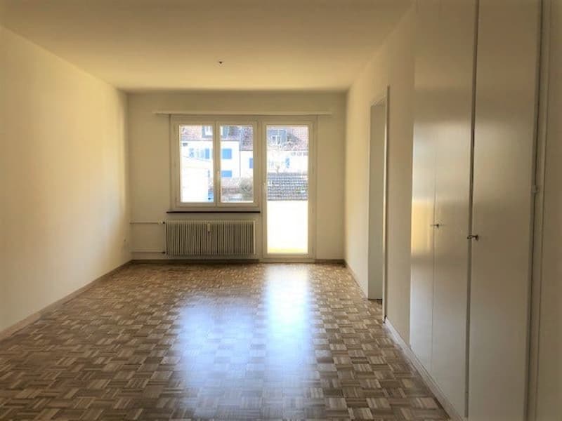 Bello appartamento di 3 locali in affitto a Niederscherli (4)