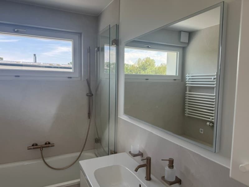 First occupancy in beautifully renovated 4 ½ room apartment in 3-party house (6)