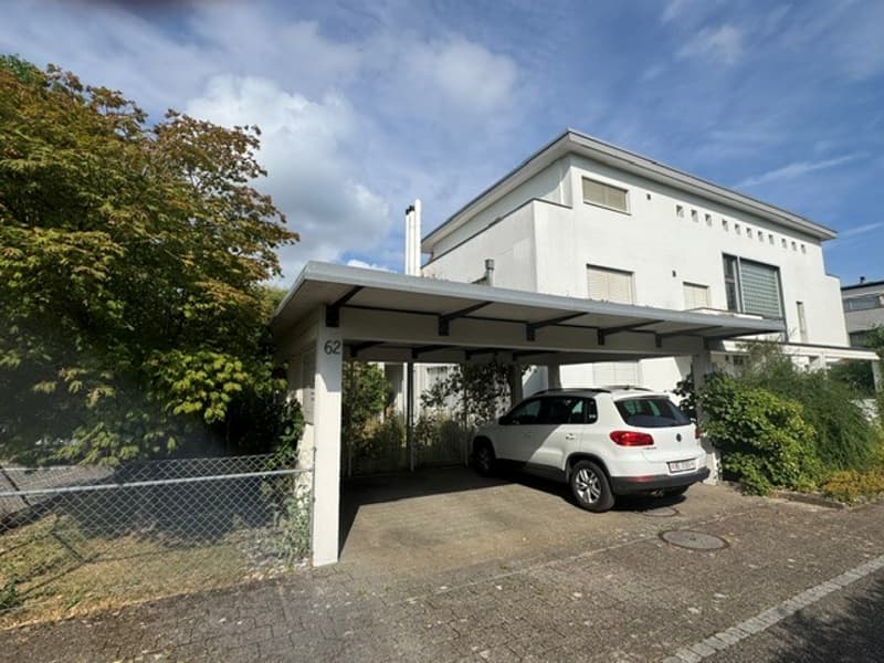 First occupancy in beautifully renovated 4 ½ room apartment in 3-party house (3)