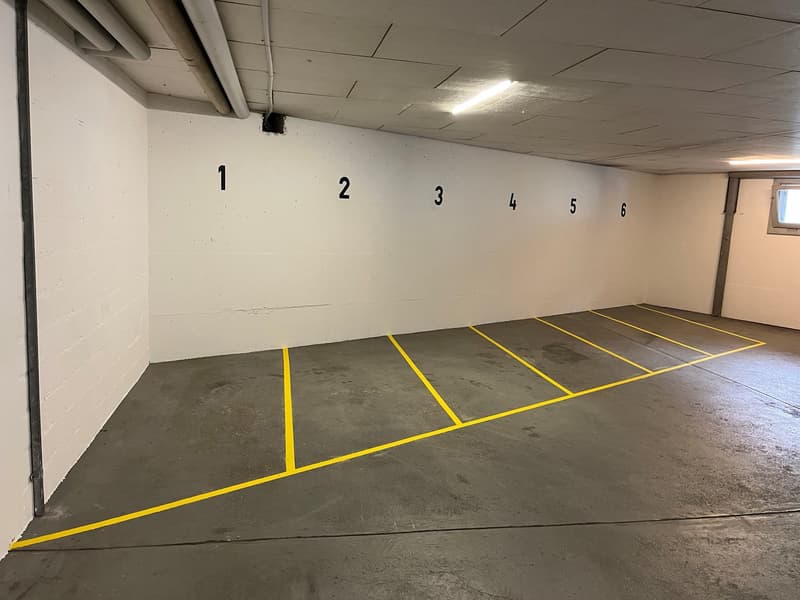 Motorcycle parking spaces for rent in the Breitenrain quarter! (1)