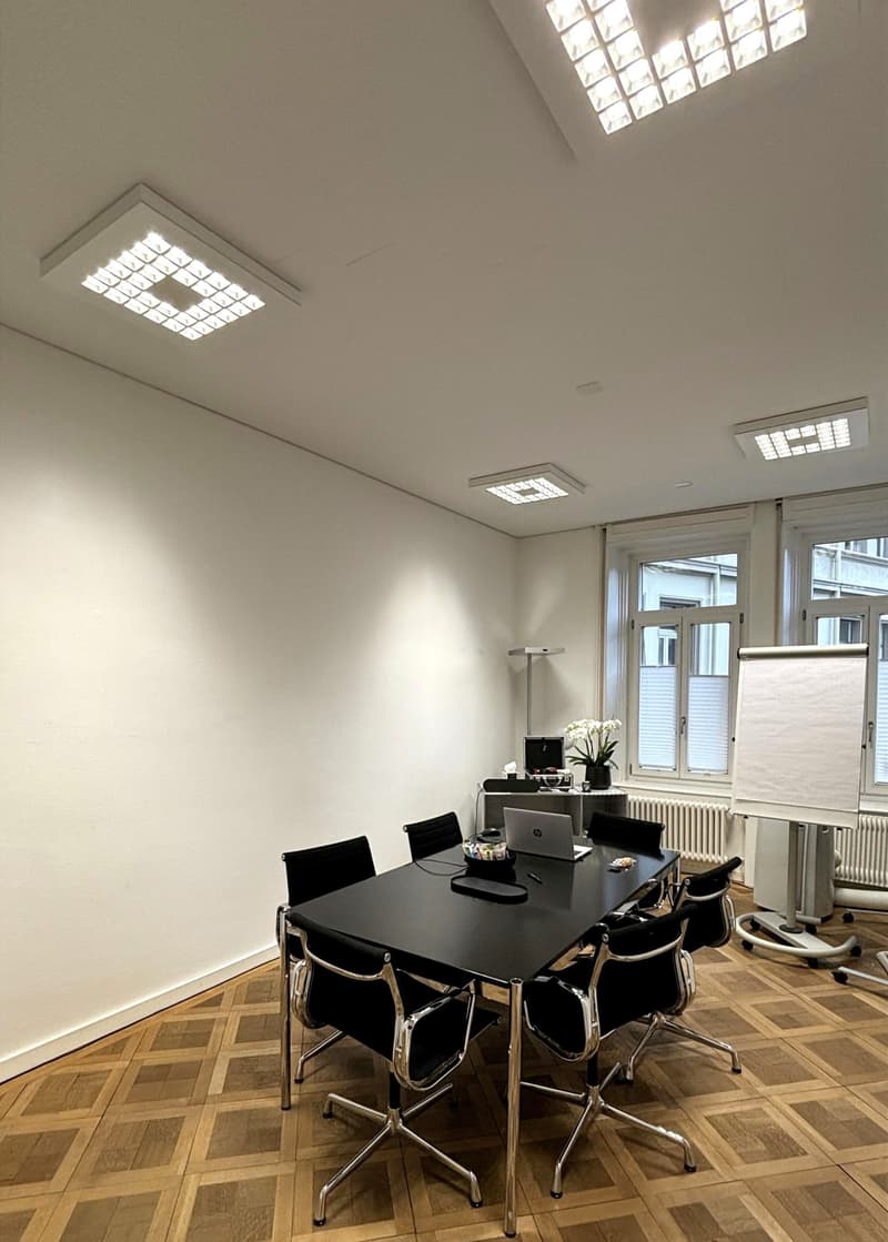 Locaux de bureau représentatifs à Monbijou (6)