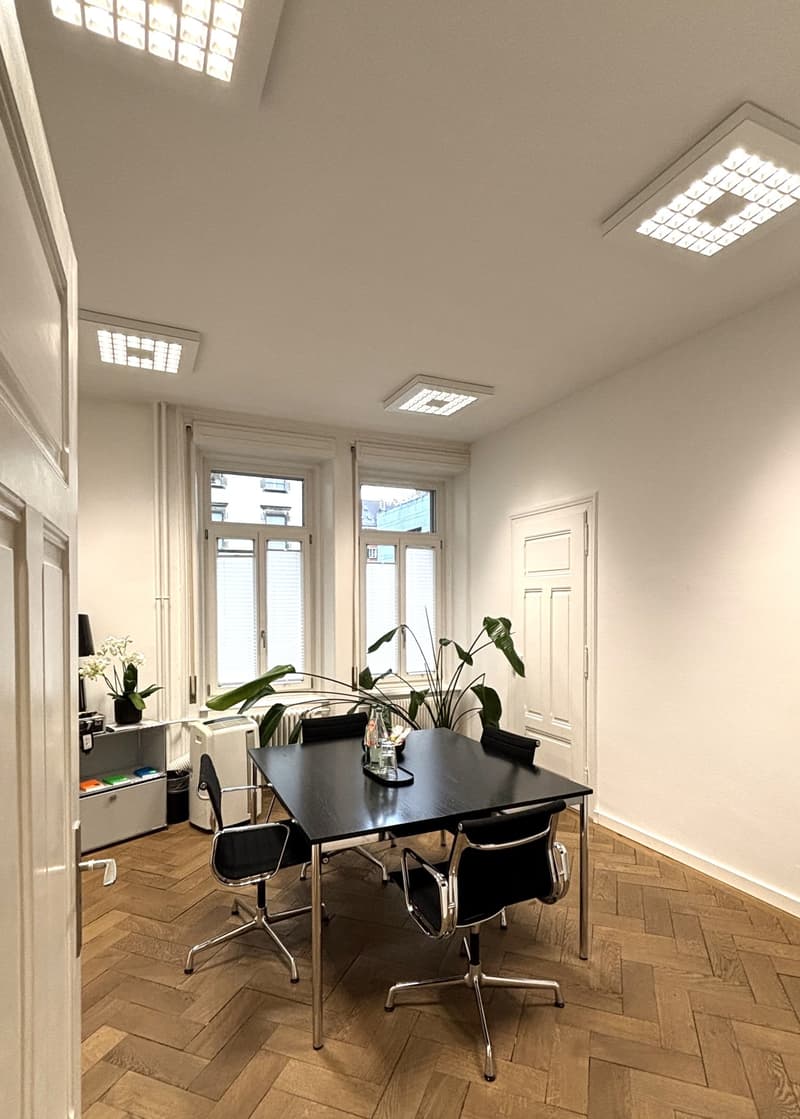 Locaux de bureau représentatifs à Monbijou (3)
