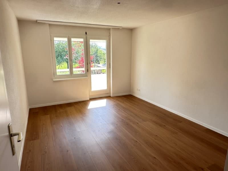 Gepflegtes + neu saniertes 5.5-Zimmer-Doppeleinfamilienhaus in Allmendingen bei Bern (7)