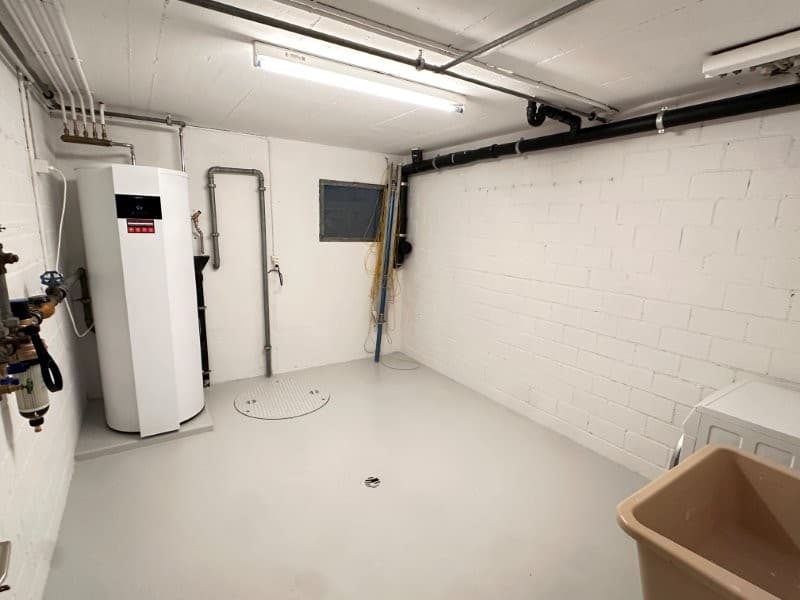 Gepflegtes + neu saniertes 5.5-Zimmer-Doppeleinfamilienhaus in Allmendingen bei Bern (10)