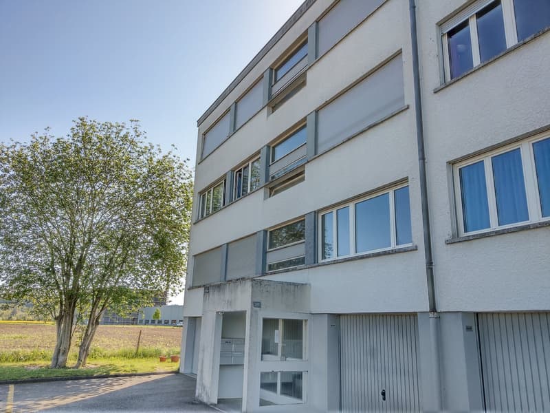 **NEU SANIERTE** 2-Zimmer-Wohnung in Belp (2)