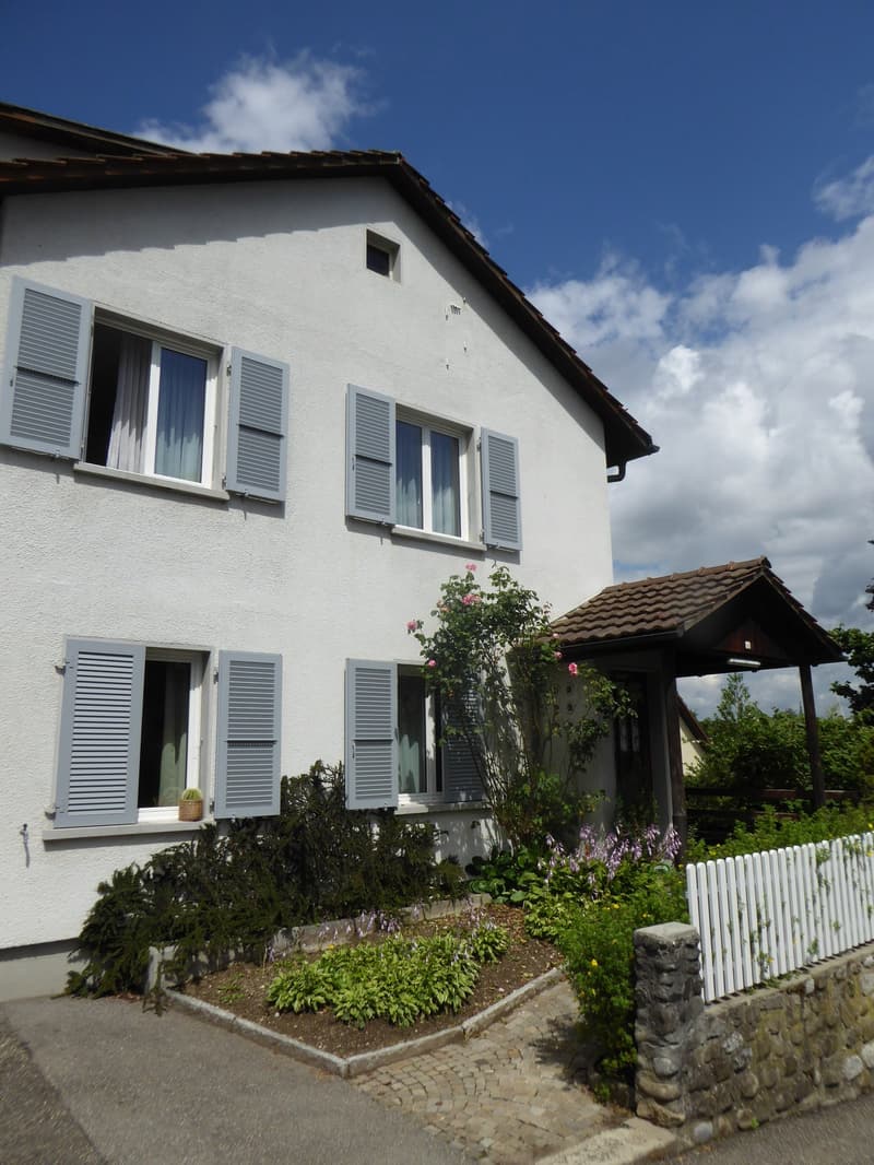 grosszügige 4.5-Zimmerwohnung in Wabern (1)