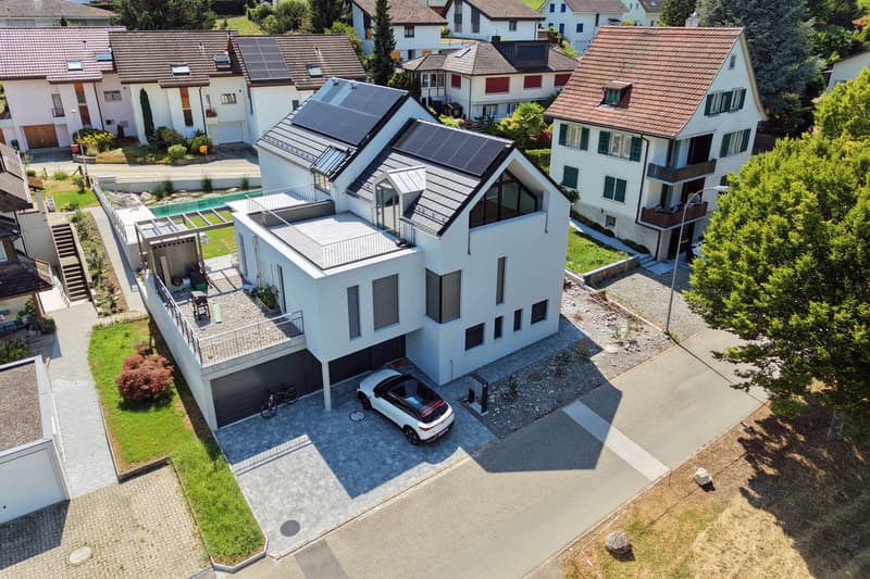 Das moderne Neubau-2-Familienhaus