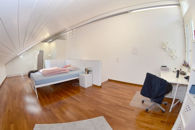 Dachzimmer à ca. 28 m2