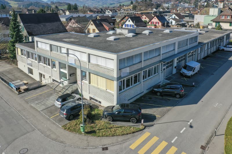 Gewerbeliegenschaft mit guter Rendite und langjährigen Mietern (2)