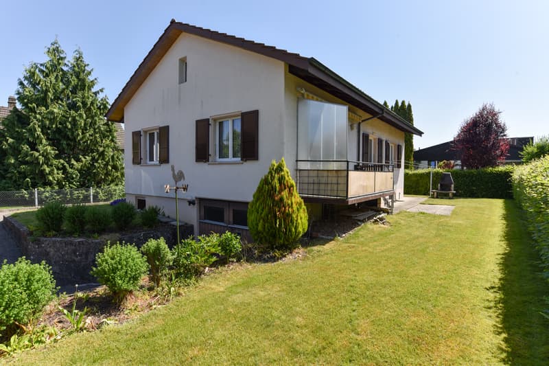Casa indipendente con potenziale in una zona tranquilla (2)