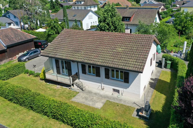Casa indipendente con potenziale in una zona tranquilla (3)