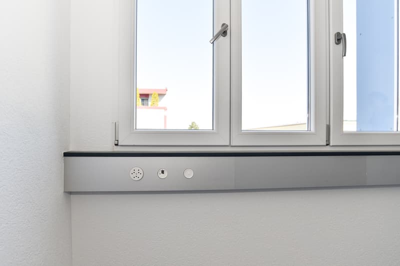 Elektro-, Telefon- und Netzwerkausrüstung
