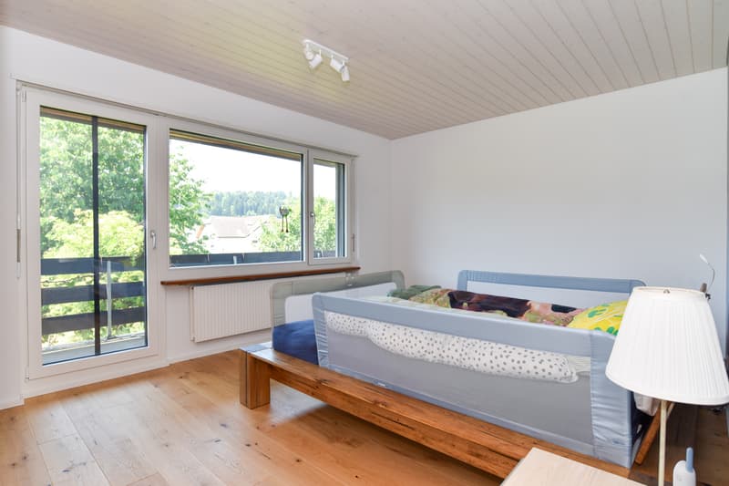 Zimmer 2 im OG mit Balkonzugang