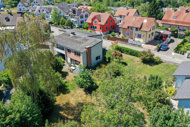 Renovationsobjekt mit Potential für Zweifamilien- oder Wohngewerbehaus (3)