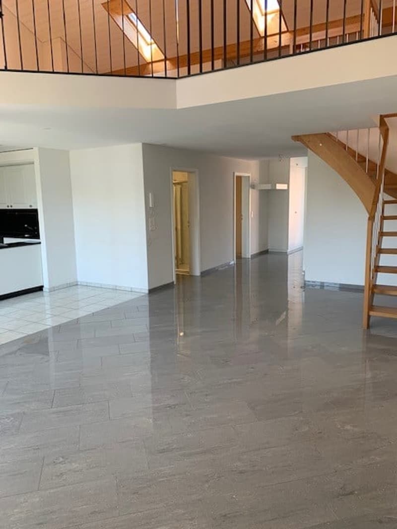 Wonderful 3.5-room maisonette apartment with gallery in Schachen (5)