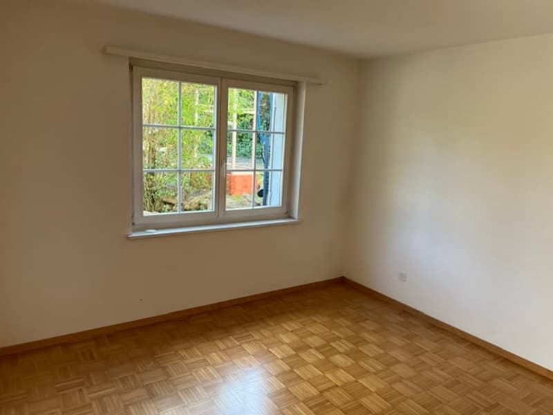 2.5-Zimmerwohnung mit Gartensitzplatz (7)