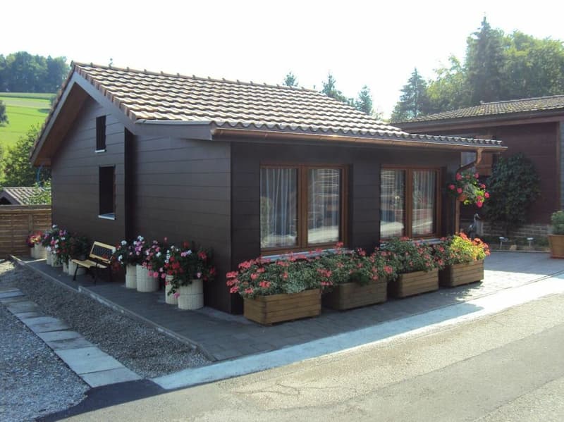 À vendre : Chalet confortable dans le vert (1)