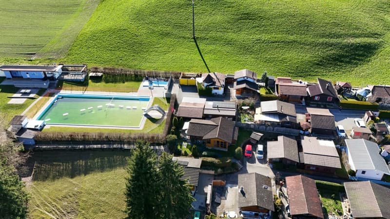À vendre : Chalet confortable dans le vert (9)