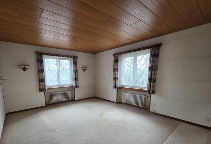 5.5 room single-family house with spacious plot, corresponding design space and wonderful view (4)