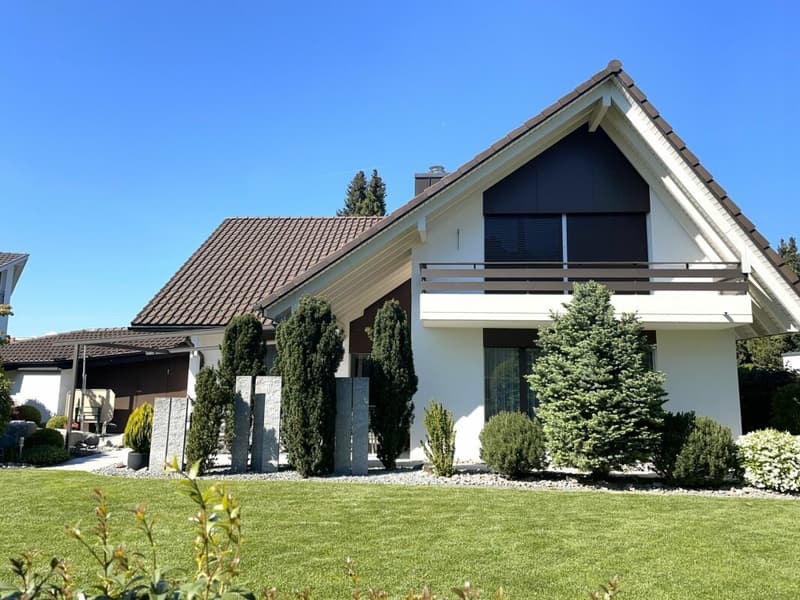 Top maintained and very well kept 5 1/2 room house in central location (1)