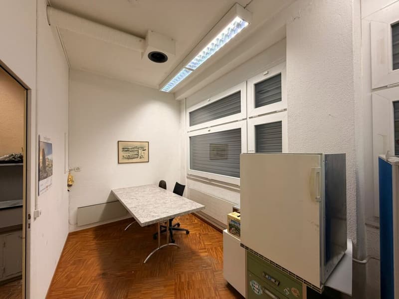 Gelegenheit: Wohn- und Gewerbeliegenschaft mit vielseitigem Nutzungspotenzial im Zentrum von Schöftland (29)
