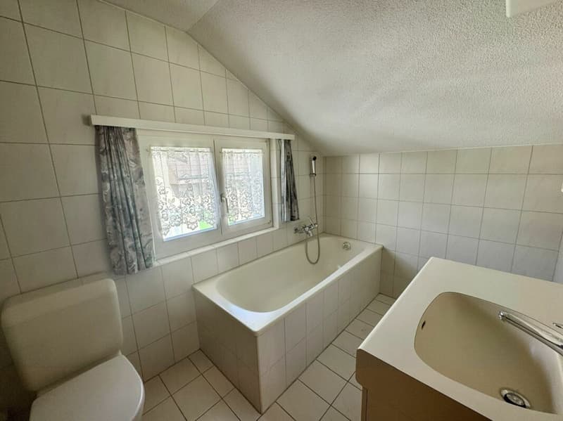 Einfamilienhaus mit Potential zu verkaufen (10)