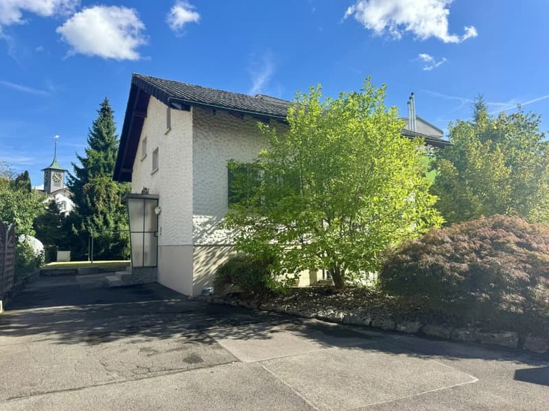 Einfamilienhaus mit Potential zu verkaufen (1)
