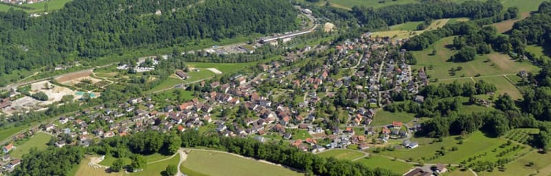 Appartamento di 3.5 locali con balcone e atmosfera di vita armoniosa (8)
