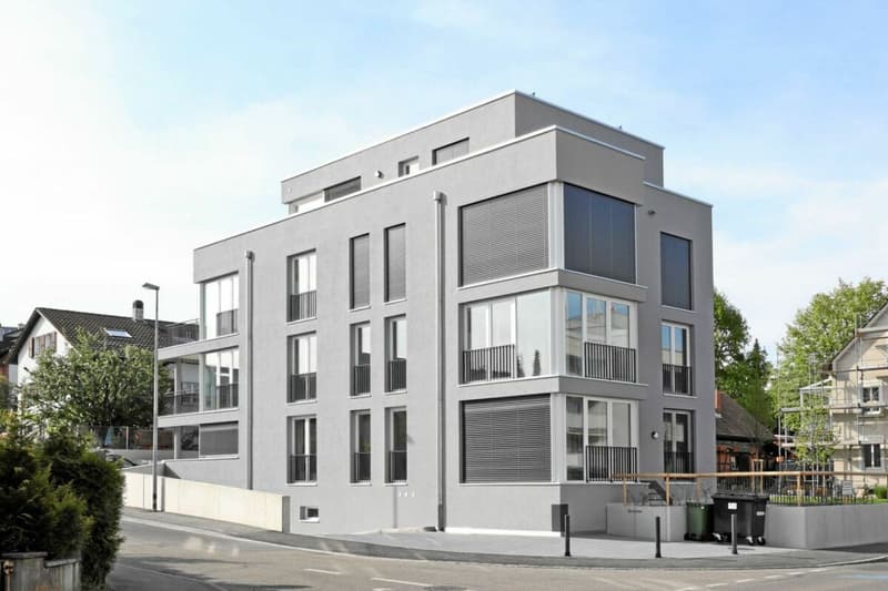Attractive 2.5-room apartment with winter garden (1)