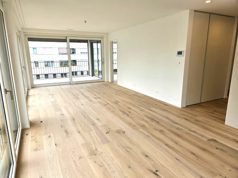 Exklusive 3,5-Zimmer-Neubauwohnung mit 89 m2 in Binningen (3)