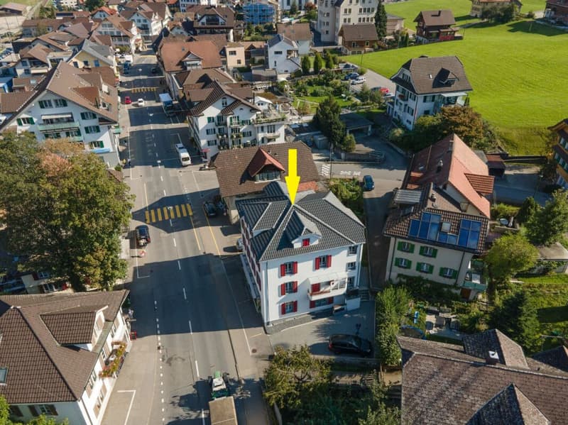 Mehrfamilien Haus mit Ladenlokal im Dorfkern von Schüpfheim (1)