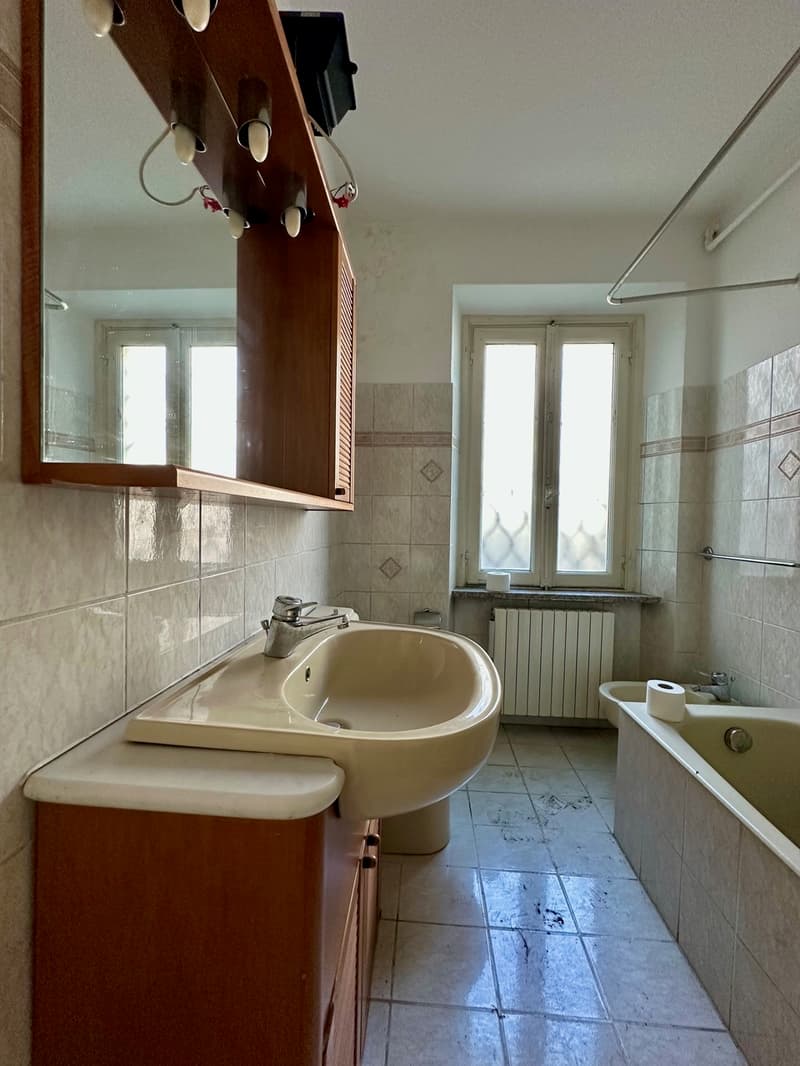Gebäudekomplex mit Innenhof / Complesso di stabili con corte interna (6)