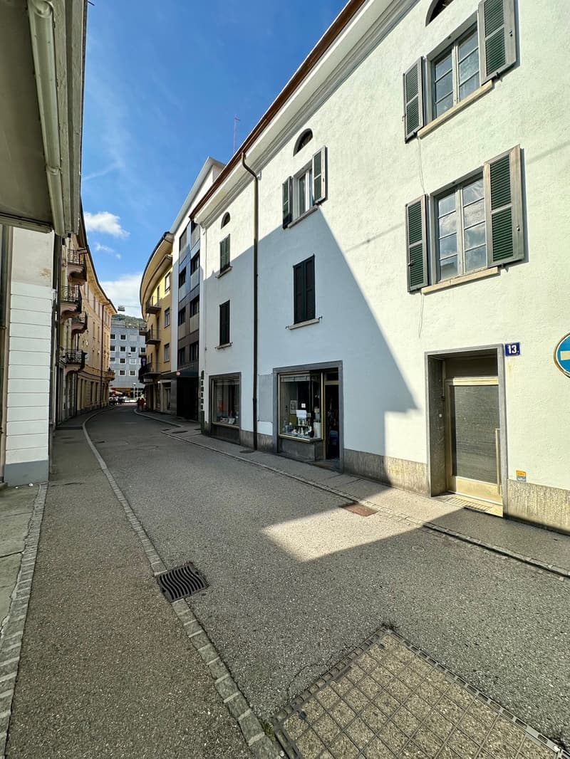 Gebäudekomplex mit Innenhof / Complesso di stabili con corte interna (4)