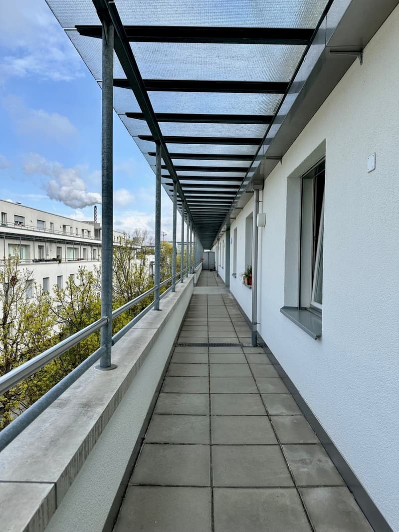 Attraktive 4.5-Zimmer-Duplexwohnung im beliebten St. Johann-Quartier (2)