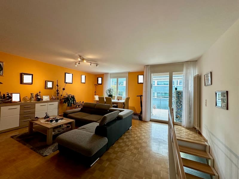 Attraktive 4.5-Zimmer-Duplexwohnung im beliebten St. Johann-Quartier (3)