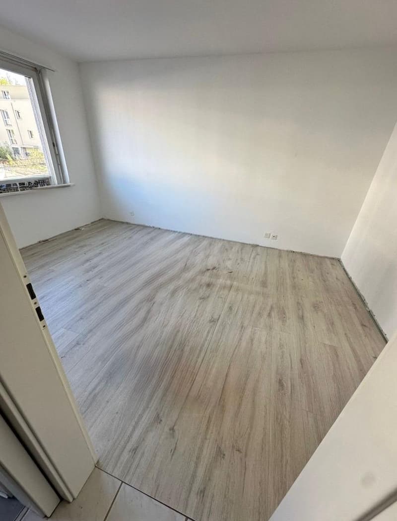 Helle Wohnung mit 2 Balkonen, Lift und Einstellhallenplatz (6)