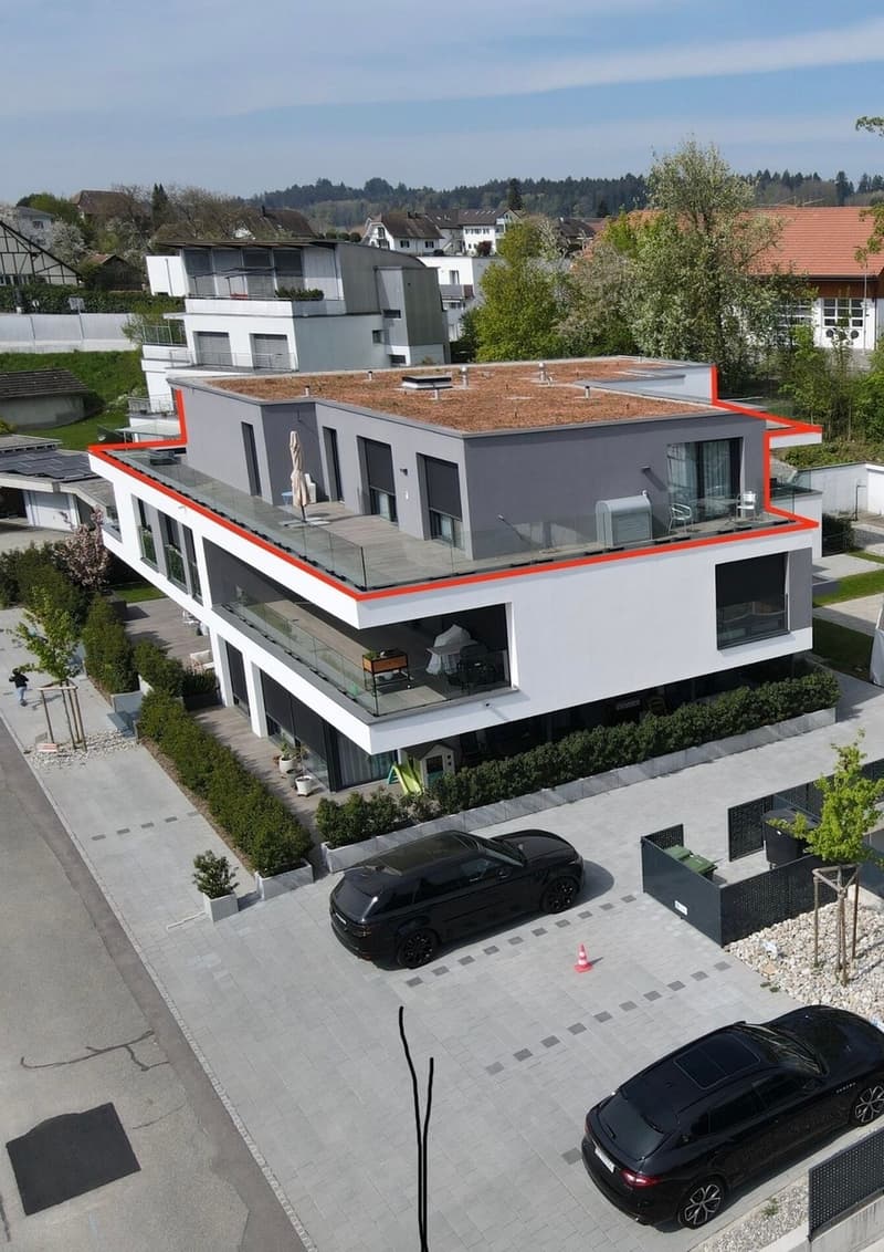 Moderne Designer-Attikawohnung mit Aussichtsterrasse (2)
