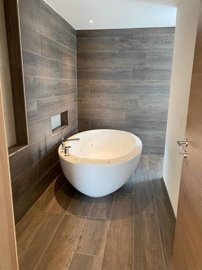 Moderne Designer-Attikawohnung mit Aussichtsterrasse (10)