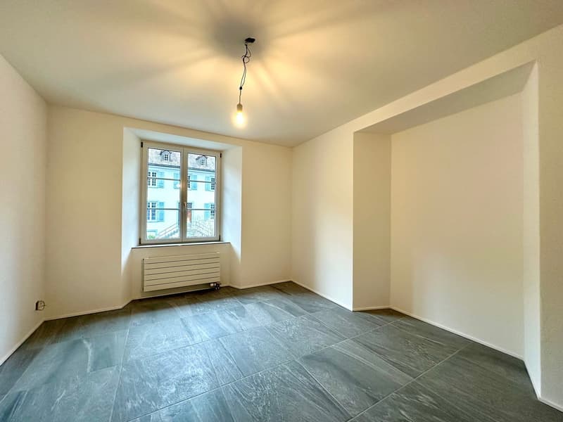 2.5-Zimmer Wohnung mit Balkon (5)