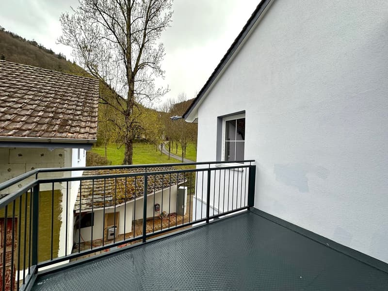2.5-Zimmer Wohnung mit Balkon (3)