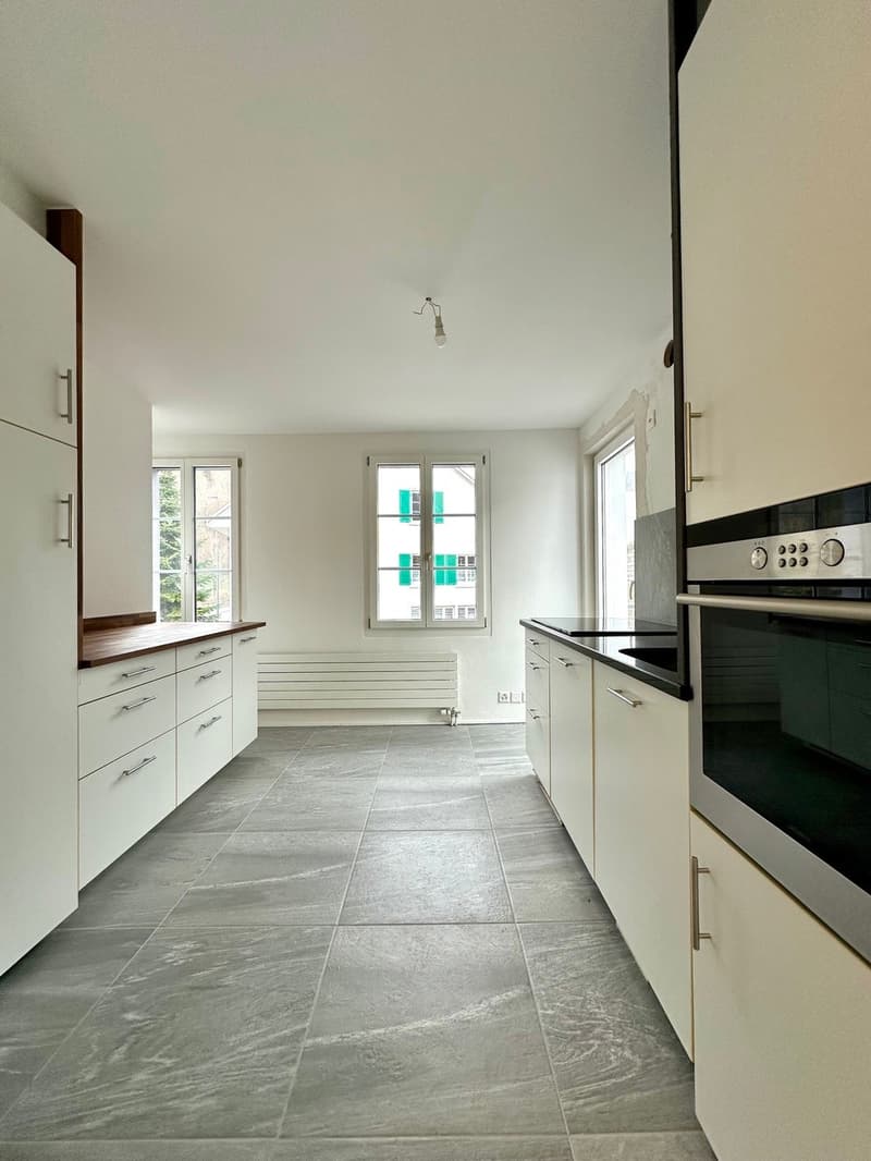2.5-Zimmer Wohnung mit Balkon (2)