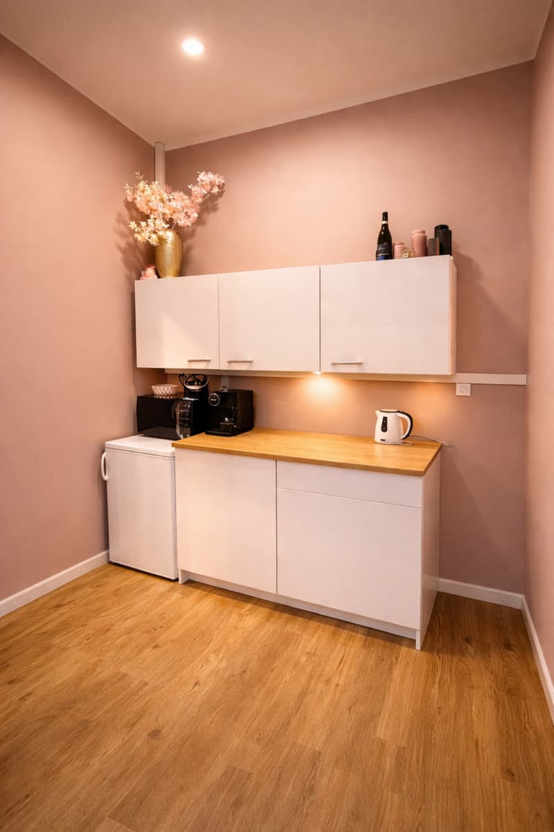 Bezugsbereites Gewerbestudio mit hochwertigem Innenausbau (7)