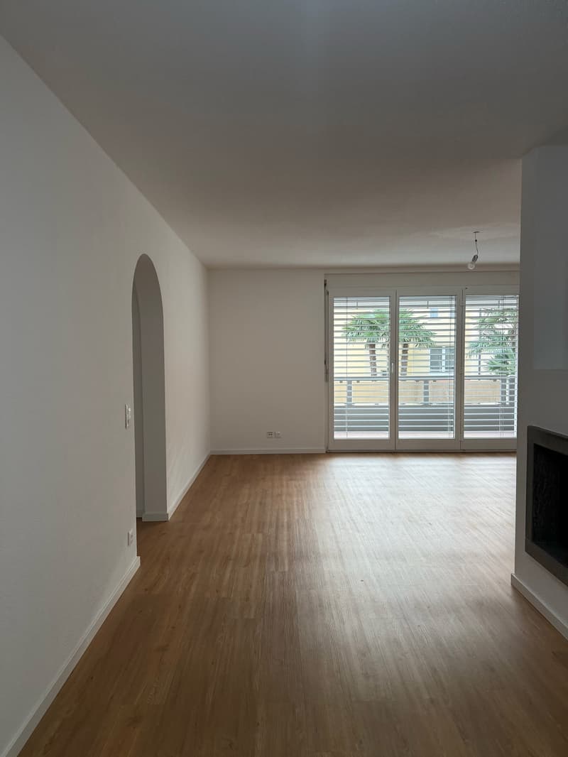 Elegante appartamento di 3.5 locali ad Ascona, con vista e balcone (2)