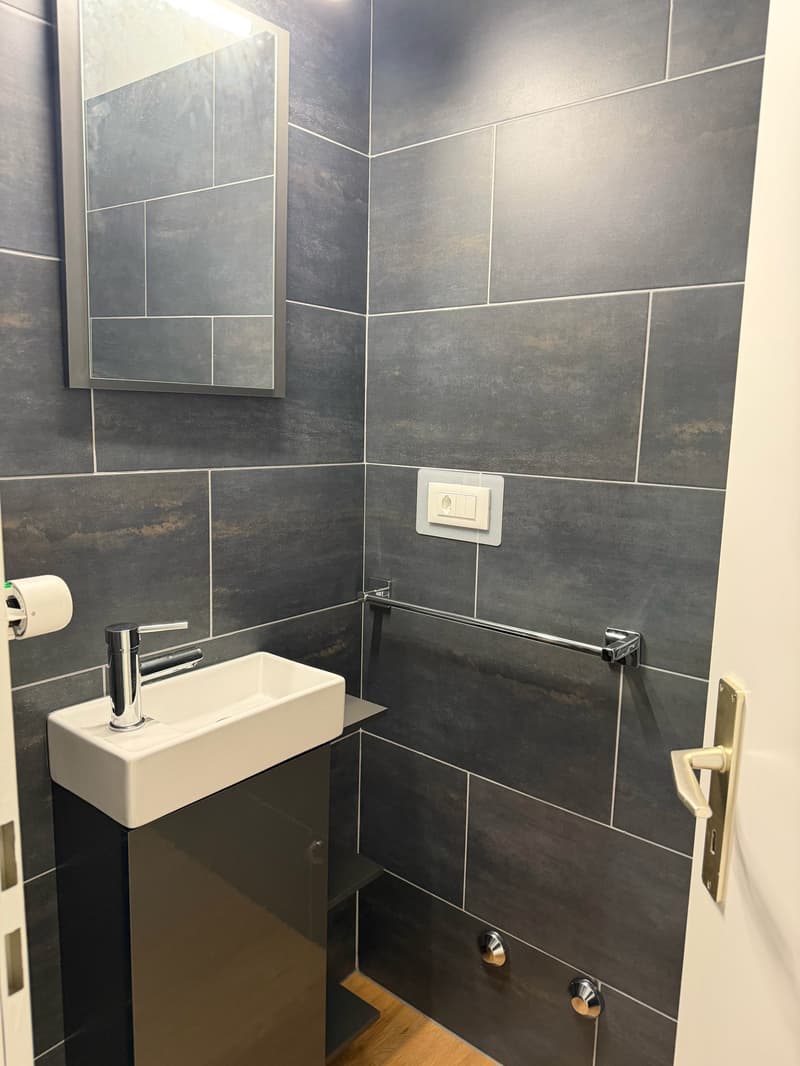 Elegante appartamento di 3.5 locali ad Ascona, con vista e balcone (17)