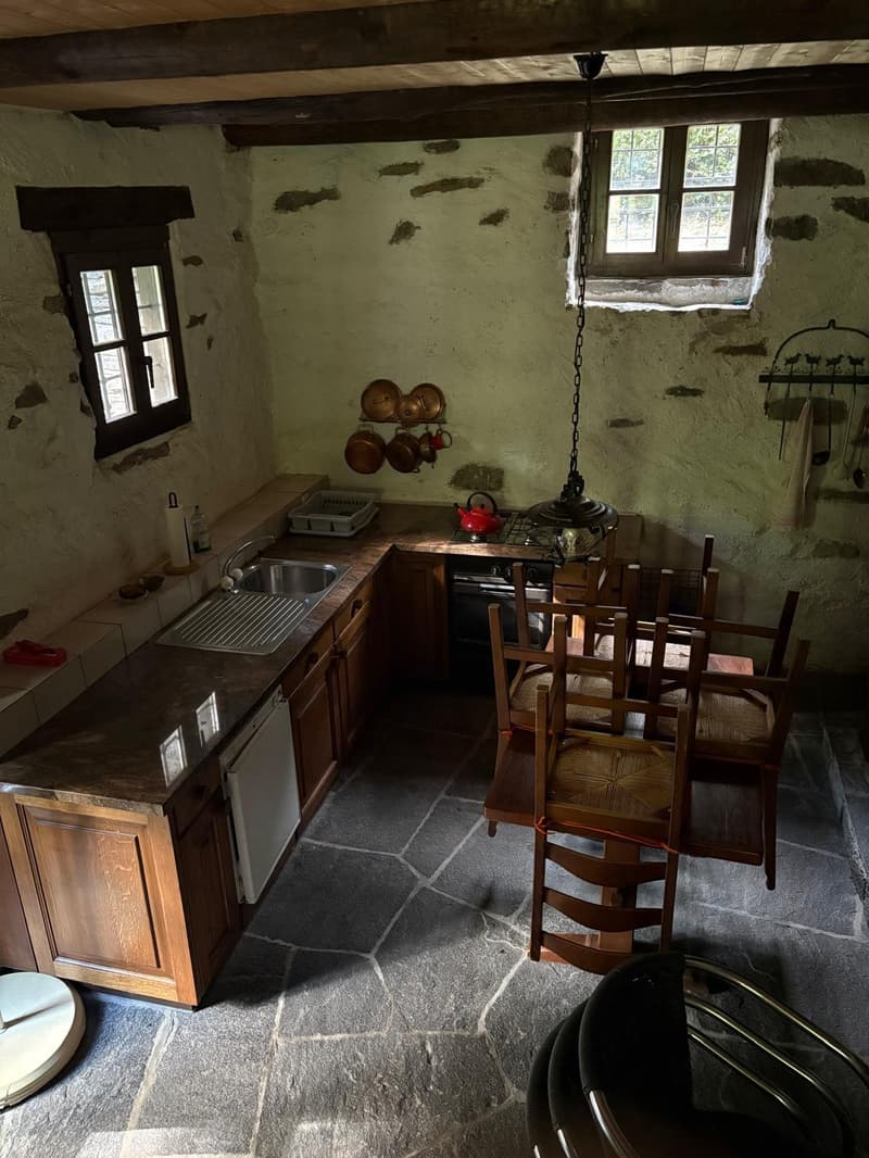 Casa Rustica di 3.5 Locali a Moghegno, Vallemaggia (6)