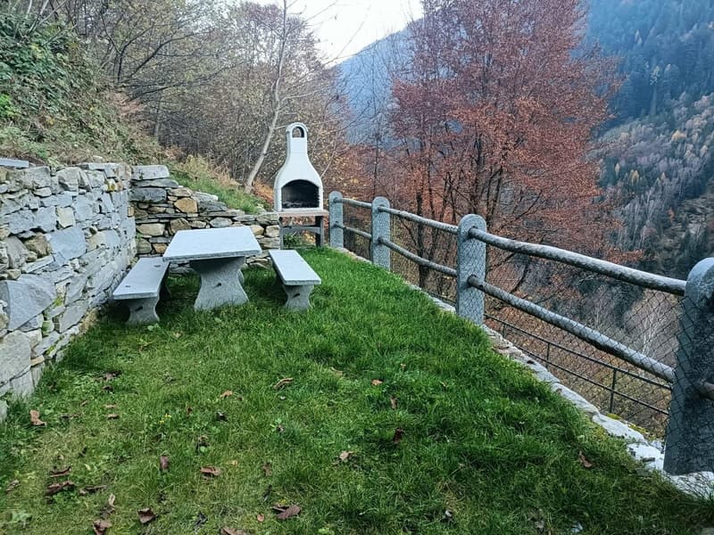 Rustico in pietra a Vergeletto – Charme montano rinnovato in vendita (8)